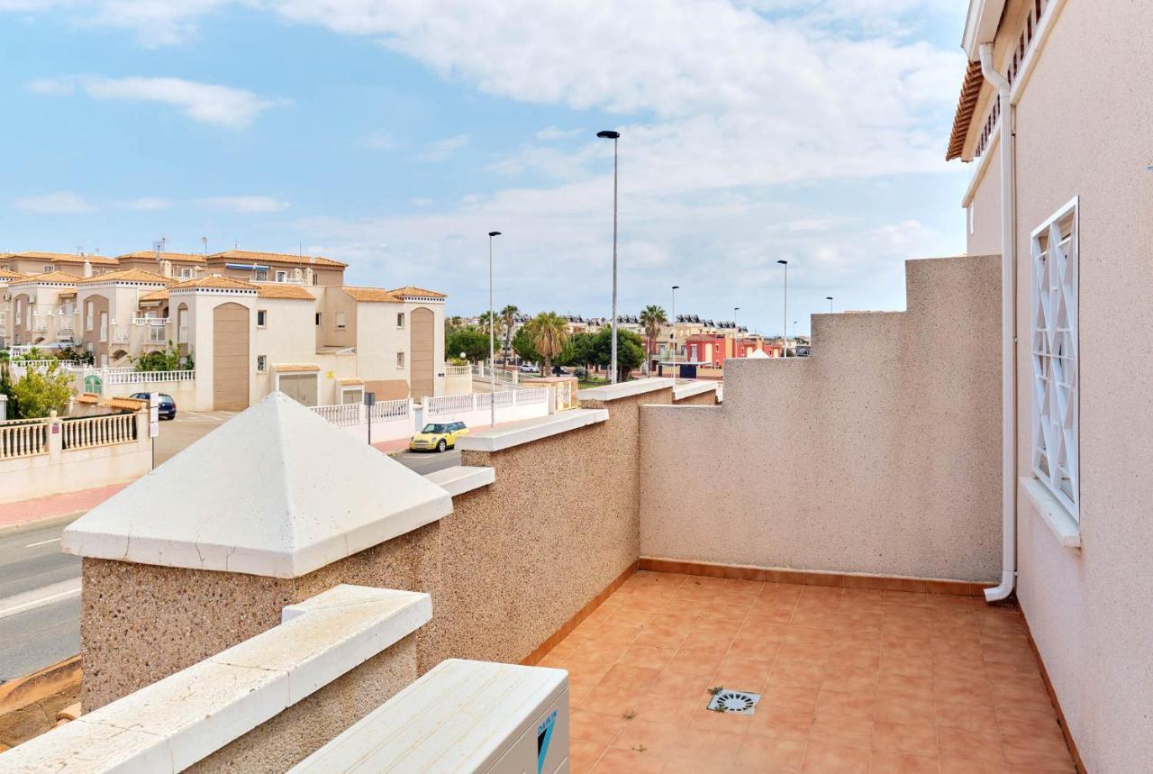 Sun & Beach Aguas Nuevas Torrevieja Bagian luar foto